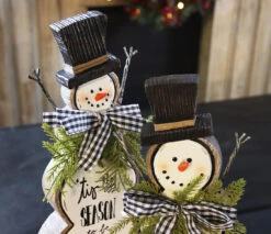 Set Of 2 White Resin Snowmen With Pine And Bows - -Battery Operated Candles Shop 2532260 snowmen resin detai
