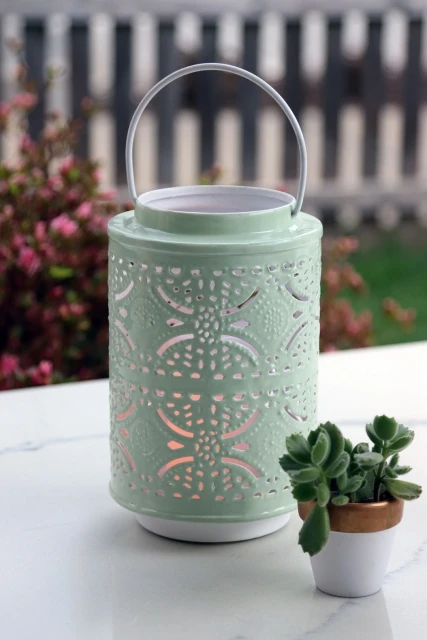 Rechargeable Lantern With Fire Glow Light Unit 12 Inch Green Enamel 6 Rechargeable Lantern With Fire Glow Light Unit 12 Inch Green Enamel - Image 4