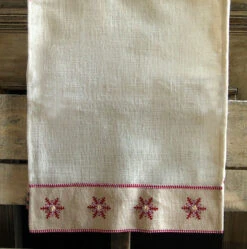 Snowflake Runner With Button Center - 72 Inch Table Runner